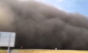 Çin'deki kum fırtınası hayatı felç etti