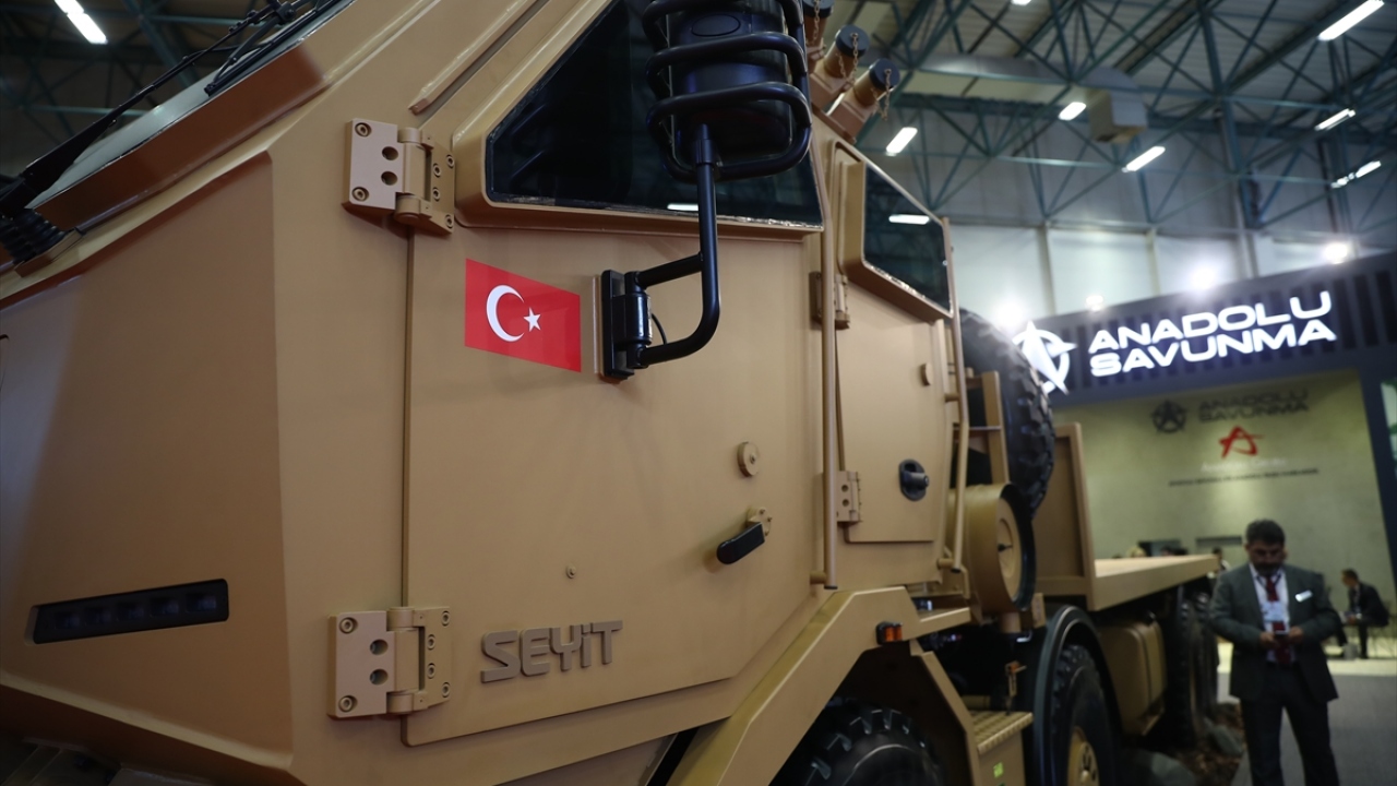 Arıkan, ürettikleri araçlarda yerlilik oranının yıllar geçtikçe artırdıklarını belirterek, amaçlarının gelecek dönemde yerlilik oranını yüzde 70`lerin üzerine çıkarmak olduğunu sözlerine ekledi.