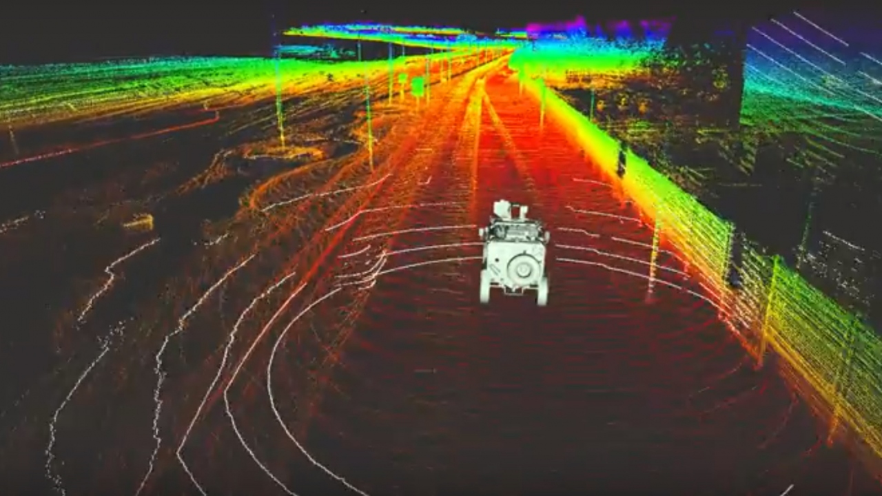 Türkiye`nin zırhlı kara aracı üreticilerinden BMC, 14. Uluslararası Savunma Sanayii Fuarı`nda (IDEF`19) Çok Amaçlı Zırhlı Araç Amazon`un yeni teknolojilerle otonom sürüş yeteneği kazandırılan prototipini ilk kez sergiledi.