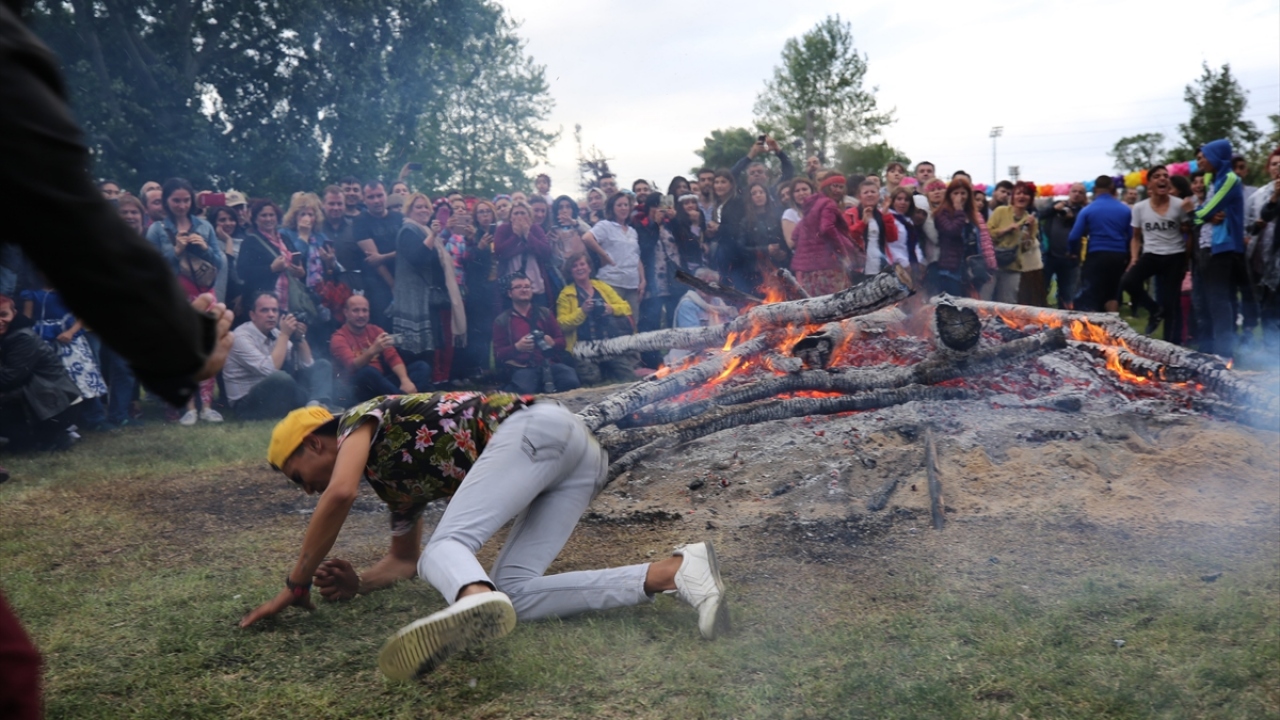 "Kakava -Hıdırellez Şenlikleri Edirne`ye bereket getirdi."