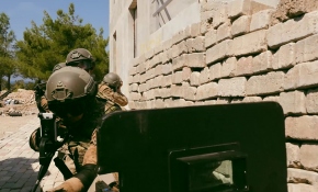 Foça'daki komandoların eğitimi ilk kez TRT Haber'de