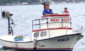 Sarıyer'in Necla Reis'i 45 yıldır denizde