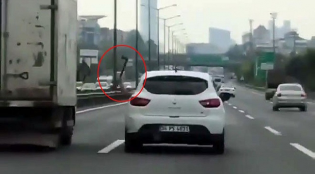 İstanbul trafiğindeki baltalı saldırgan tutuklandı