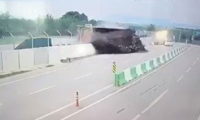 Tuzla'da hafriyat kamyonu dehşeti kamerada