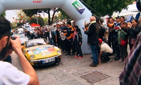 Klasik arabalar 14. Doğu Batı Dostluk ve Barış Rallisi'nde buluştu