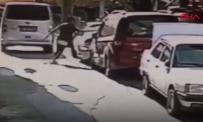 Hırsızları durdurmak için pencereden atladı