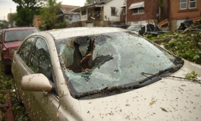 ABD'de fırtına ve hortum hayatı felç etti