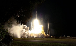 SpaceX, onlarca internet uydusuyla dolu Falcon 9 roketini fırlattı