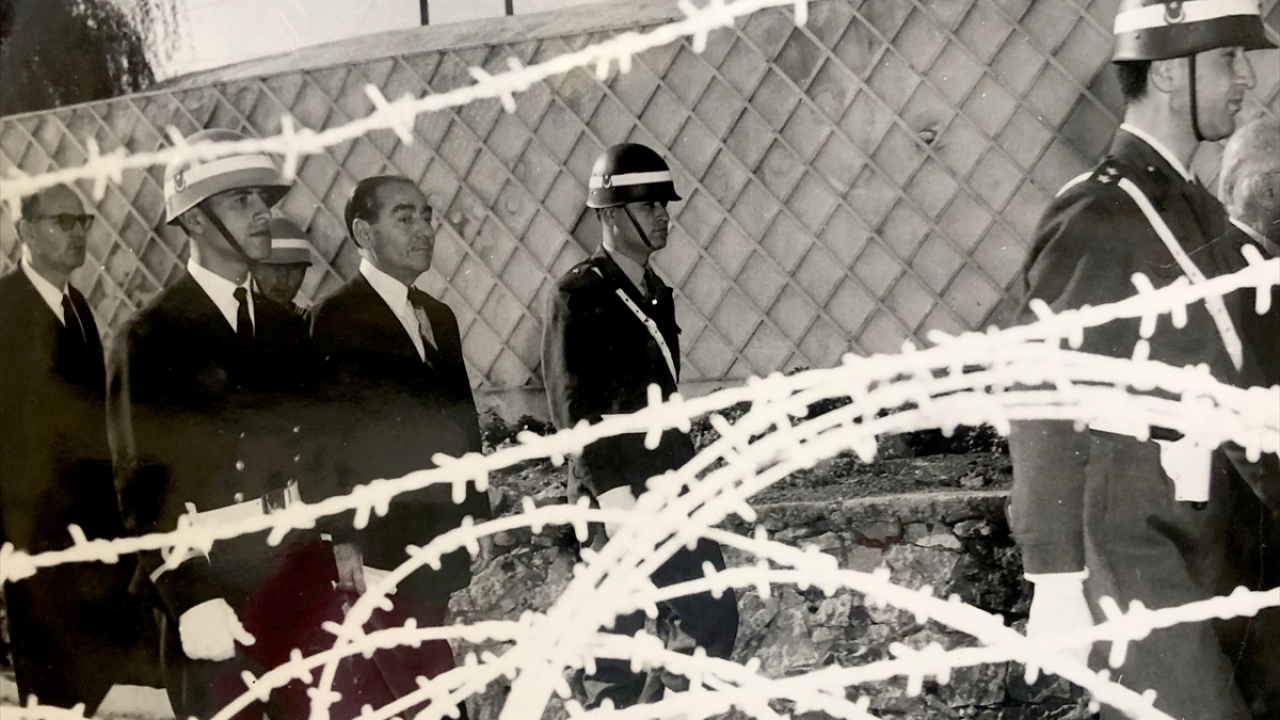 Hapis cezasını göze alarak gizlice çekim yaptı