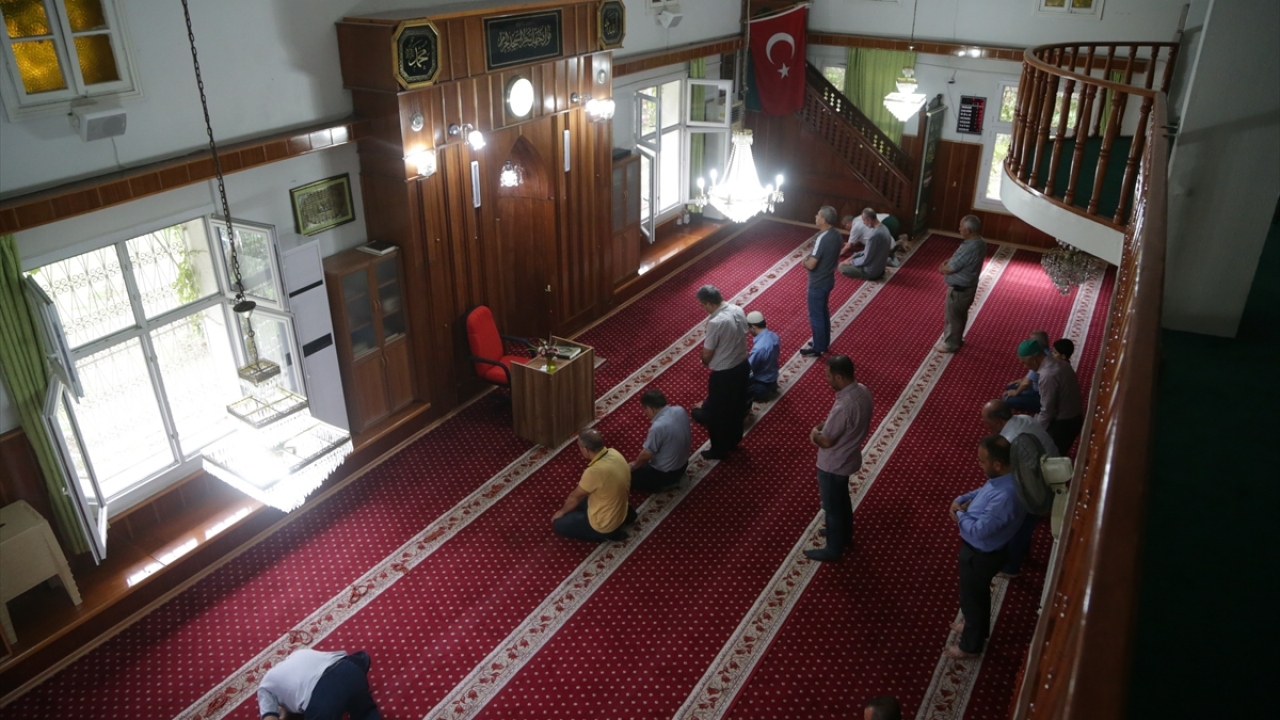 "Milletin gönlünü açan bir cami"