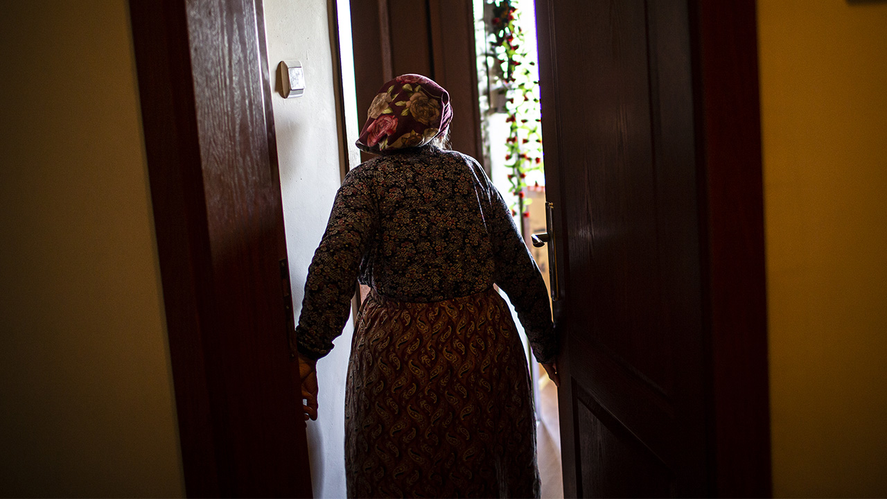 Ankara manzarası eşliğinde modern bir yaşam standardı sunulan 60 kişi kapasiteli apartmanın daireleri, iki oda, mutfak, banyo ve tuvaletten oluşuyor.