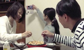 Japonya'da "kiralık aile" yalnızlıkla mücadeleye yardımcı oluyor