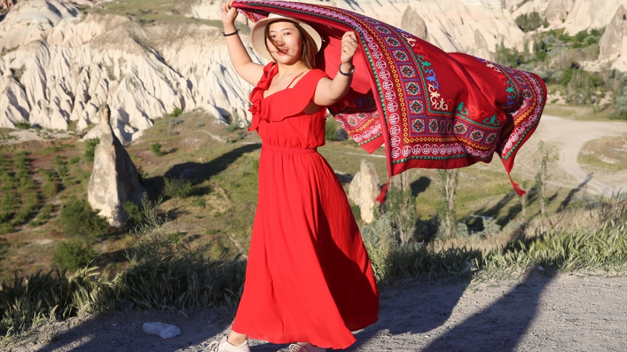 Çin`deki firmanın genel müdürü Steven Shi de büyük bir kafile ile geldikleri Türkiye`den ve Kapadokya`nın doğal yapısından etkilendiklerini dile getirdi.