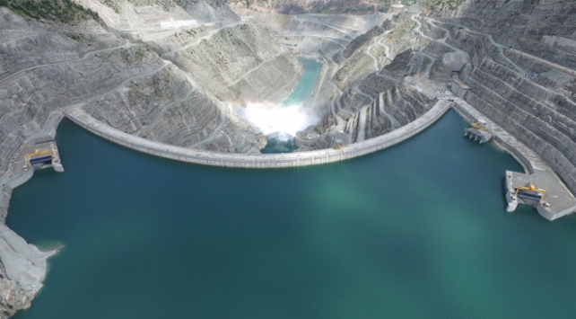 Çoruh Nehri'nden 1,2 milyar liralık enerji üretildi
