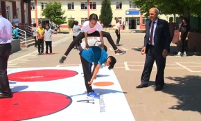 Unutulmaya yüz tutmuş sokak oyunları Edirne'de yaşatılıyor