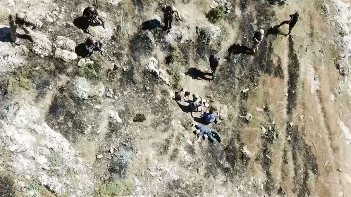 Teröristlerden ikisi yabancı uyruklu