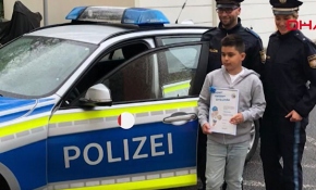 Almanya'da kahraman ilan edilen Kenan onur madalyası aldı