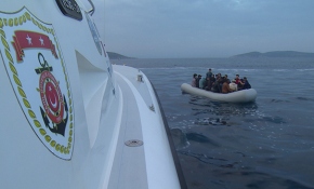 Ege Denizi'nde nefes kesen göçmen operasyonu