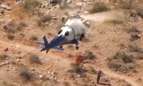 ABD'de yaralı kadını taşıyan helikopter sedyenin kontrolünü kaybetti