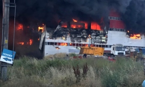 Kocaeli'de tekstil fabrikasında yangın