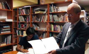 Gebzeli gazetecinin özel kütüphanesi