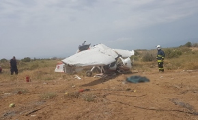 Antalya'da sivil eğitim uçağı düştü