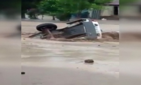 Denizli Acıpayam'da yağmur sele yol açtı
