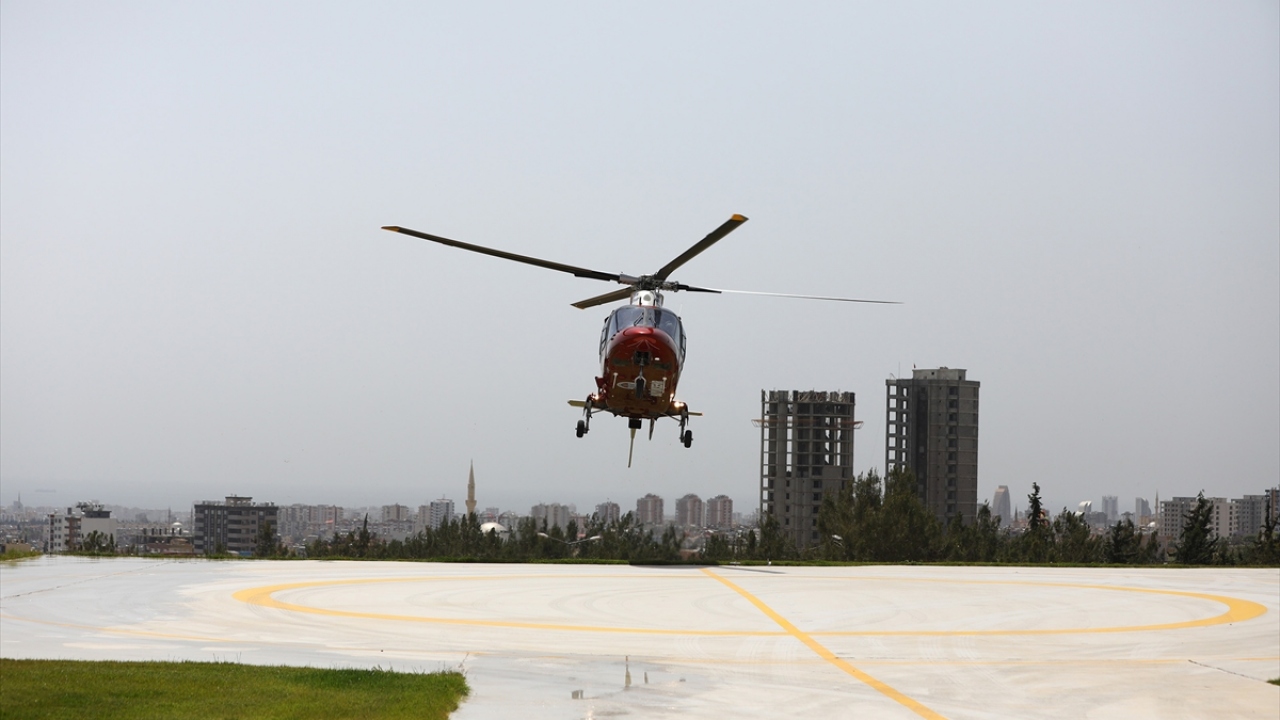 Hava taksi hizmeti verecek olan helikopter, sevdiklerine sürpriz yapmak veya Mersin`i gökyüzünden izlemek isteyenlerin de hizmetinde olacak.