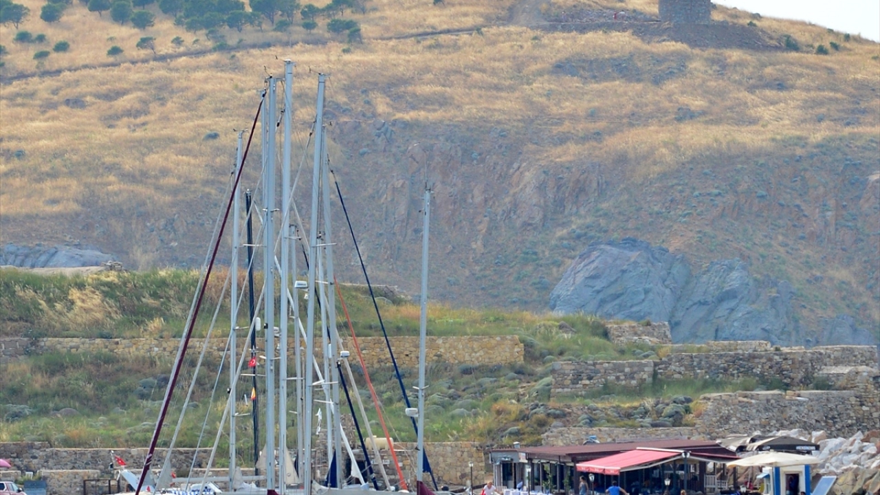 "Eski tarihi tekrardan canlandırmışlar"