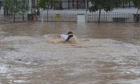 Bilecik'te 2 vatandaşın selle eğlenceli imtihanı