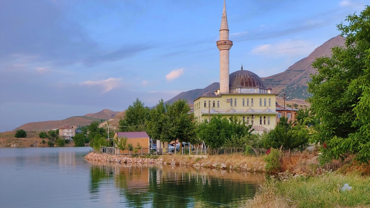 "Adeta deniz kenarındaki bir sahil kasabasını andırıyor."