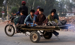 TRT World İngiltere'de mülteci sorununu masaya yatırdı