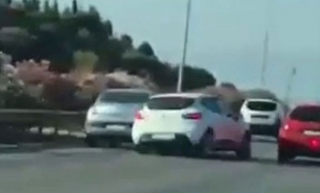 Direksiyonu, tartıştığı sürücünün otomobiline doğru kırdı