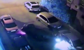 Yol verdiği sürücüyle tartıştı, araçlara çarparak takla attı