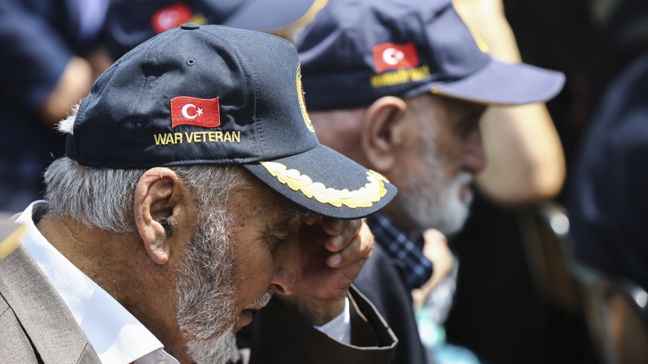 Törene, Kore savaşı gazileri de katıldı.