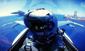 Türk pilotların "Yavuz" ile özçekimi Yunan basınında
