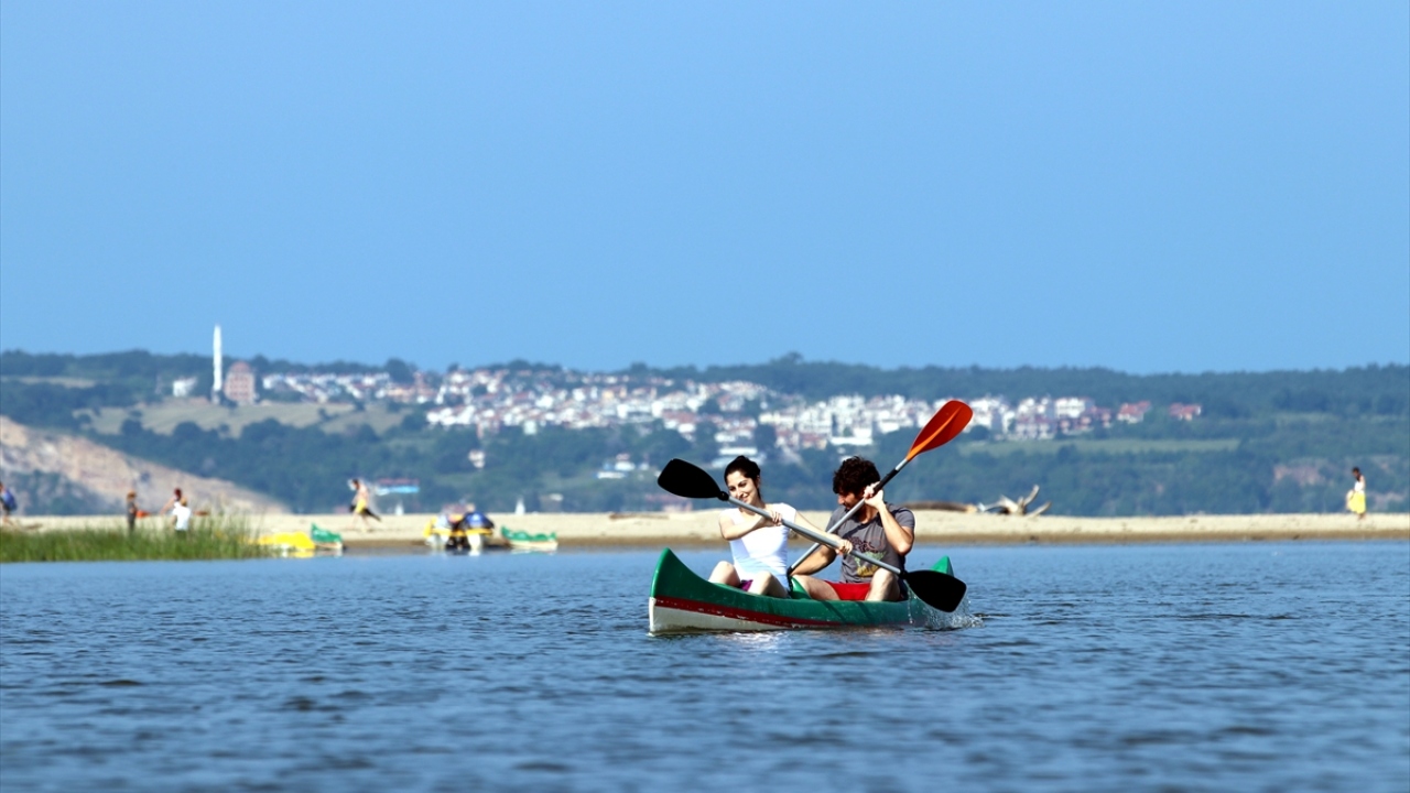 Son yıllarda longoz ormanlarına gelen ziyaretçi sayısında önemli artış yaşandığını belirten Bilgin, kano turizminin de geliştiğine dikkati çekti.