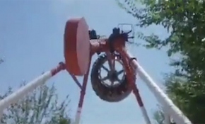 Lunaparkta eğlence aracı koptu, o anlar kameraya yansıdı