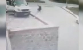 Geri adım atarken 4 metreden boşluğa düştü