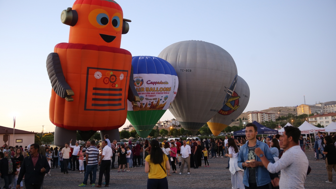 Aktürk, 7 Temmuz akşamı sona erecek etkinlik kapsamında her gün çeşitli programlar gerçekleştirileceğini belirtti.