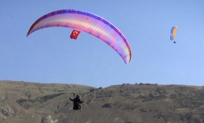 Türk Hava Kurumu Başbağlar şehitleri için uçtu