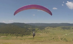 Babalar ve çocuklar Abant'ın eşsiz manzarasında uçtu