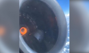 Motoru arızalanan uçak acil iniş yaptı