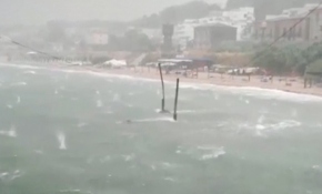 İtalya'da portakal büyüklüğünde dolu yağdı