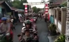 Endonezya'da 7,3 büyüklüğünde deprem