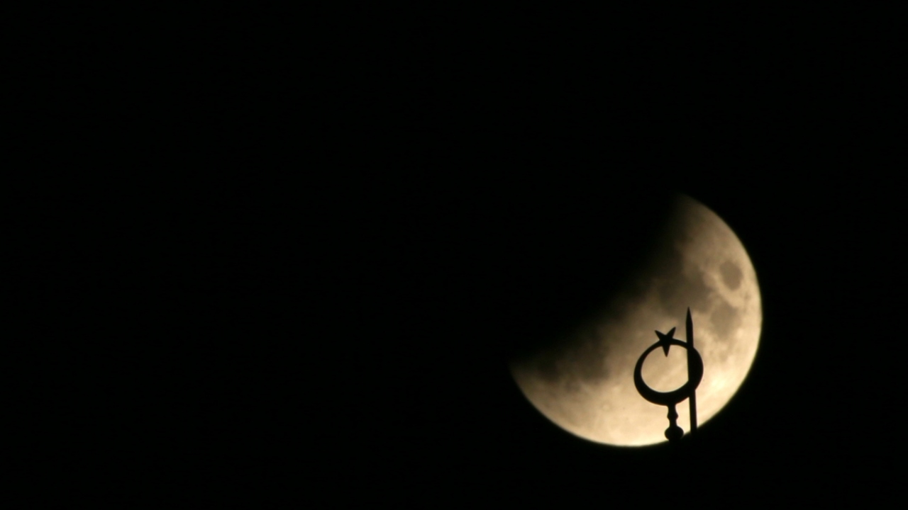 Van`da "Parçalı Ay Tutulması"