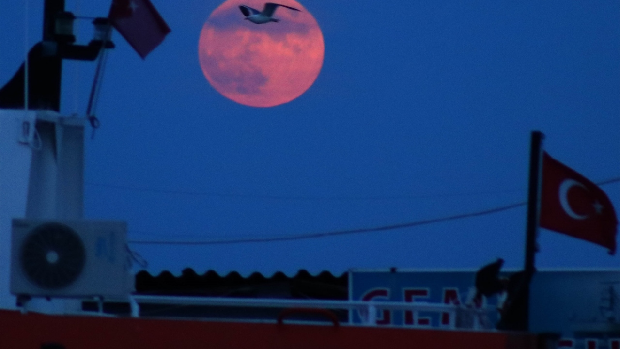 Tekirdağ`da dolunay