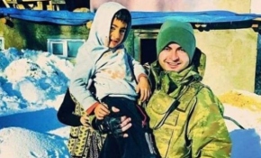 Minik Ayaz ile Astsubay Karaman aynı fotoğraf karesinde