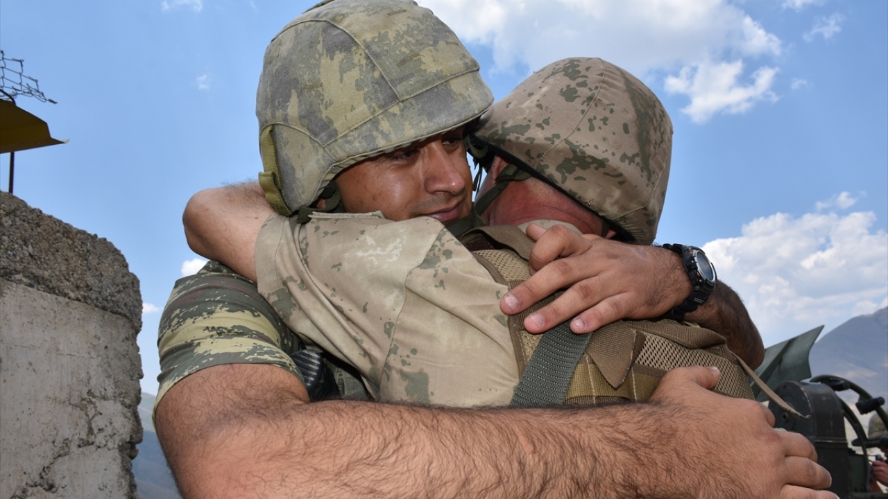 "Oğlumla görev yapmaktan gurur duyuyorum"