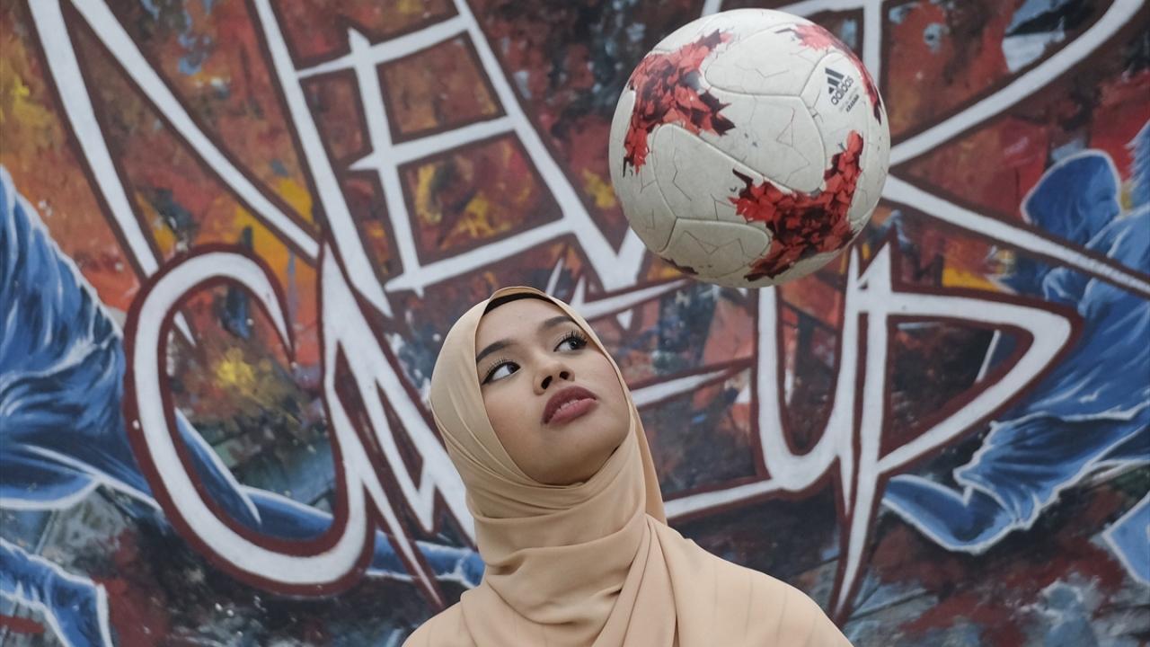 "Serbest stil hareketlerini YouTube`dan öğrendim"